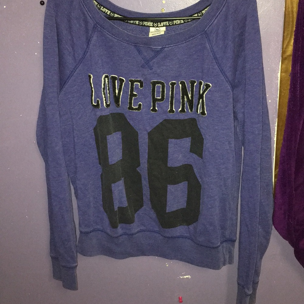 Vs pink sweatshirt size L